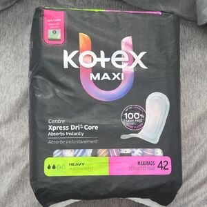 Maxi Heavy Pad - Black Packaging (42 Count)